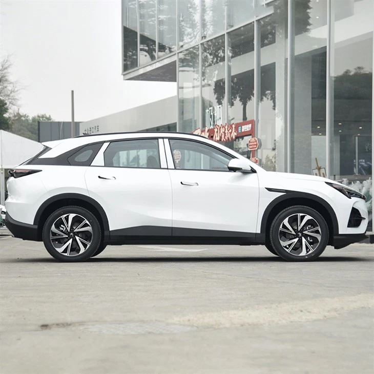 BAIC's Arcfox Alpha T5 SUV 