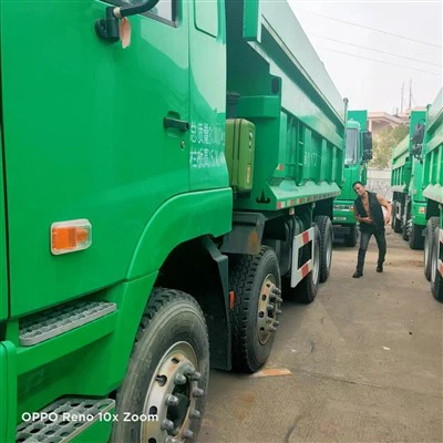 LHD 8X4 Diesel Pob Tseg Truck PD 2020 Hnyav Duty Tipper hauv Tshuag